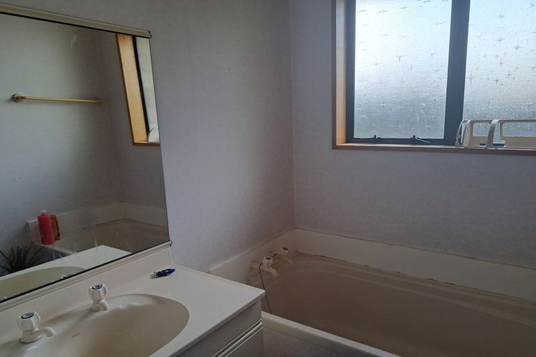 Photo of property in 1/92 Patterson Terrace, Halswell, Christchurch, 8025