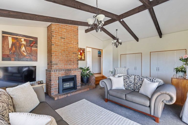 Photo of property in 55 Pitt Road, Hillsborough, New Plymouth, 4372