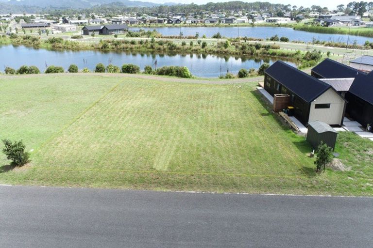 Photo of property in 106 Takapu Close, Matarangi, 3592