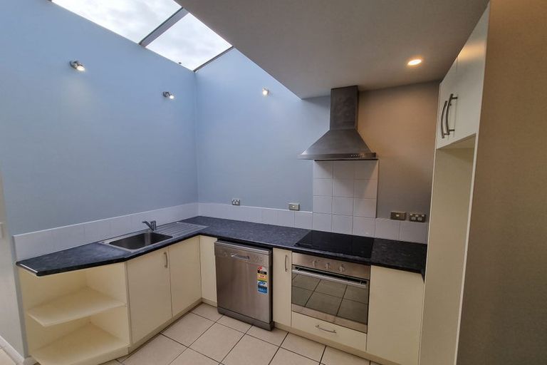 Photo of property in 5/110 Martin Street, Wallaceville, Upper Hutt, 5018