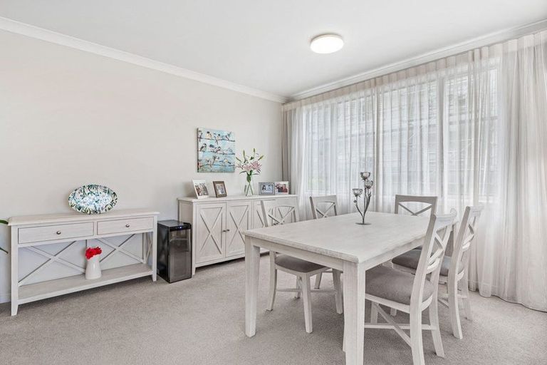 Photo of property in 58 Rewa Rewa Lane, Orewa, 0931