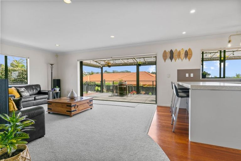 Photo of property in 25 Leafield Crescent, Henderson, Auckland, 0612