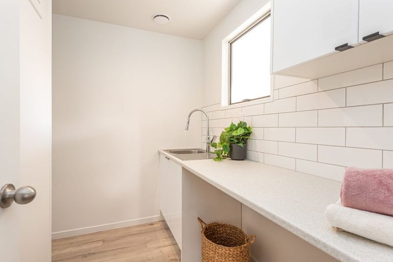 Photo of property in 27 Resolution Place, Bryndwr, Christchurch, 8053