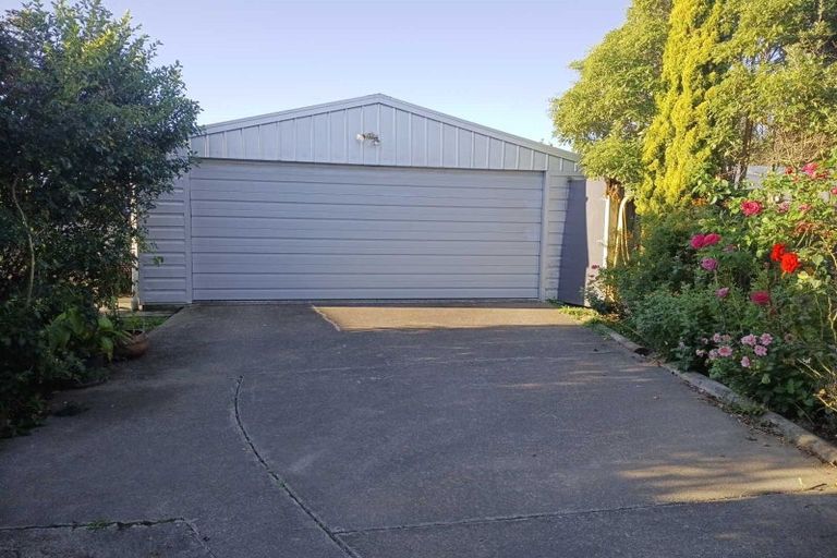 Photo of property in 2 Poole Street, Feilding, 4702