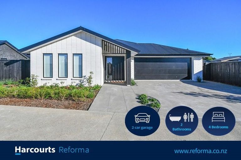 Photo of property in 25 Kenehi Road, Karaka, 2124