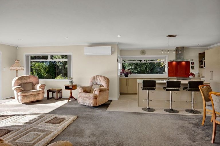 Photo of property in 7 Manuka Place, Whalers Gate, New Plymouth, 4310