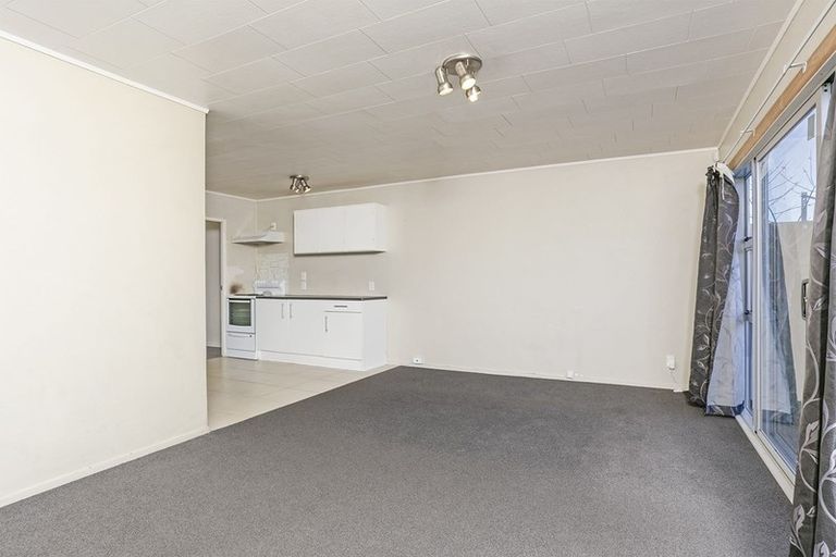 Photo of property in 1/34 Rata Street, New Lynn, Auckland, 0600