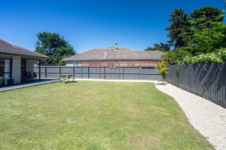 Photo of property in 2/13 Colac Street, Avondale, Christchurch, 8061