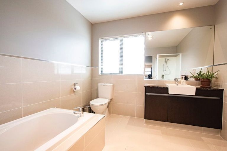Photo of property in 11 Darion Drive, Flat Bush, Auckland, 2019