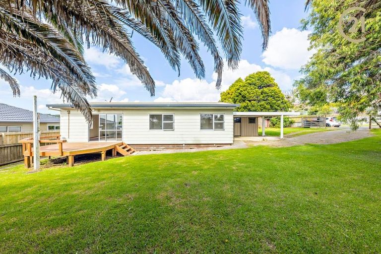 Photo of property in 1/2 Costar Place, Wiri, Auckland, 2104