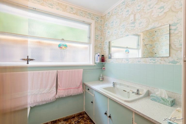 Photo of property in 27 Plateau Road, Te Marua, Upper Hutt, 5018