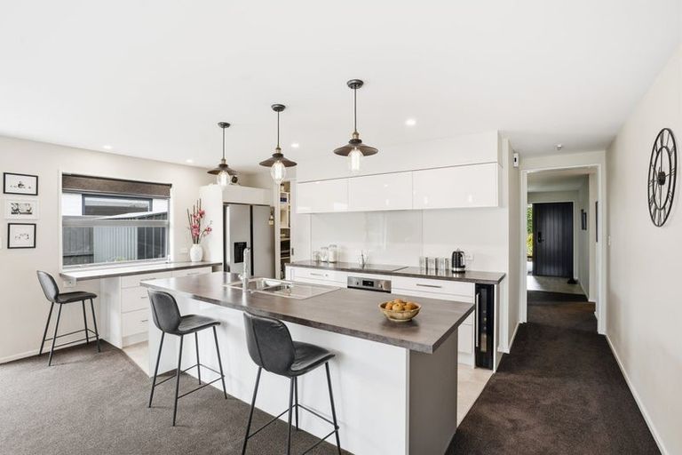 Photo of property in 902 Cashmere Road, Halswell, Christchurch, 8025