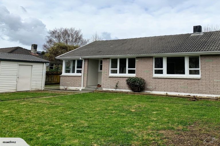 Photo of property in 8 Bonnie Glen Crescent, Ebdentown, Upper Hutt, 5018