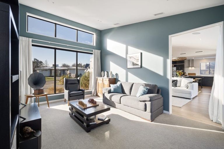 Photo of property in 32 Ardrossan Way, Tai Tapu, 7672