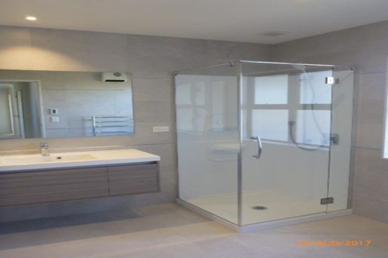 Photo of property in 32 Kaimanawa Road, Karaka, Papakura, 2113