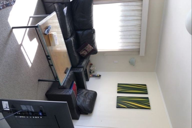 Photo of property in 26 Evelyn Place, Hillcrest, Auckland, 0627