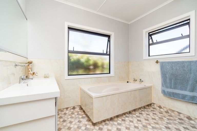 Photo of property in 122 Colville Road, Dargaville, 0377