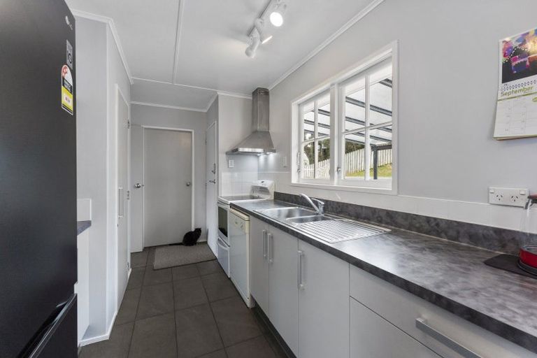 Photo of property in 57 Desert Gold Street, Ascot Park, Porirua, 5024