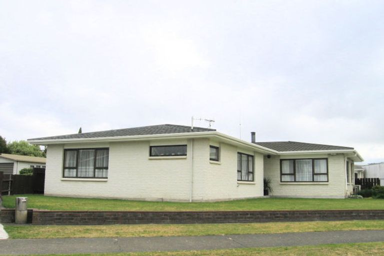 Photo of property in 6 Cardiff Place, Tamatea, Napier, 4112