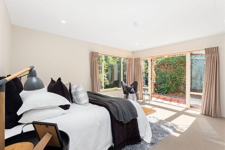 Photo of property in 1b Bradshaw Terrace, Riccarton, Christchurch, 8011