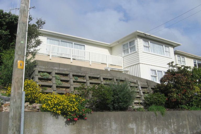 Photo of property in 19 Pembroke Street, Tawa, Wellington, 5028