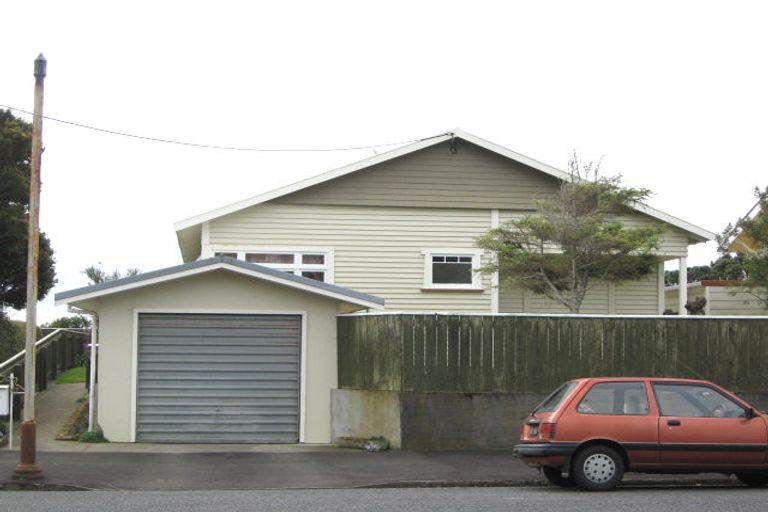 Photo of property in 18a Birdwood Avenue, Moturoa, New Plymouth, 4310