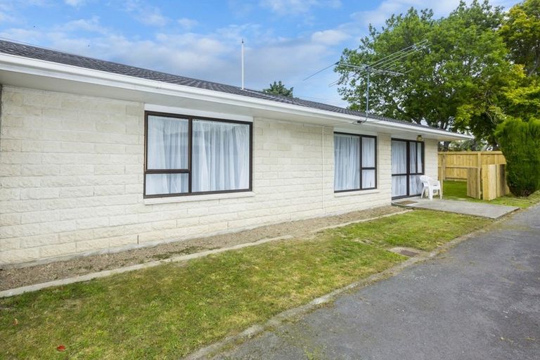 Photo of property in 1/6 Tararua Street, Trentham, Upper Hutt, 5018