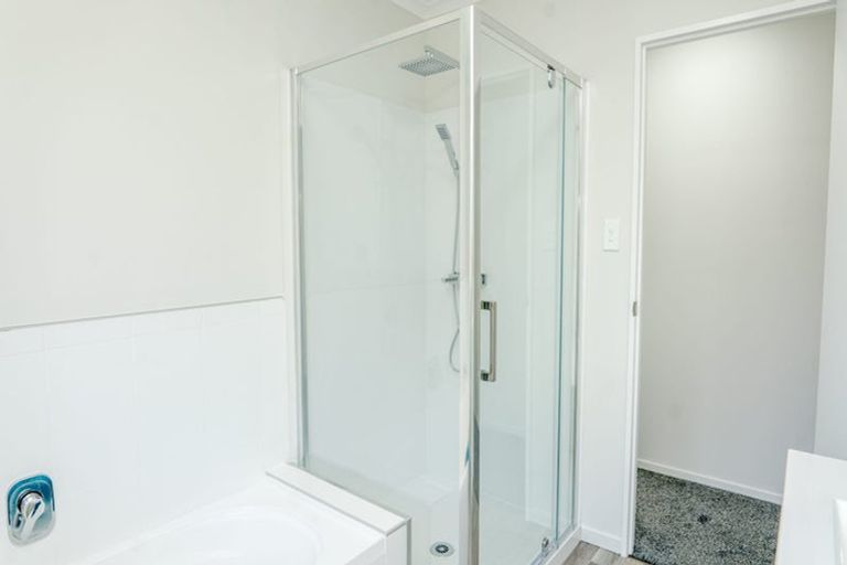 Photo of property in 5 Greta Banks Place, Wattle Downs, Auckland, 2103