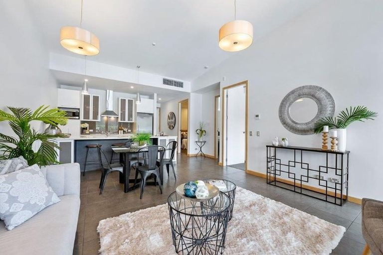 Photo of property in Urbis Apartments, 7/5 Raroa Road, Hutt Central, Lower Hutt, 5010