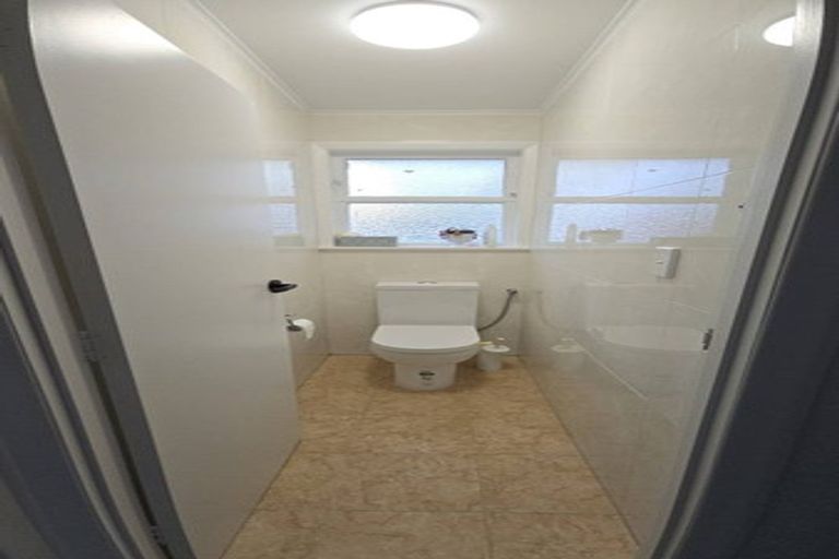 Photo of property in 17 Percival Street, Manurewa, Auckland, 2102