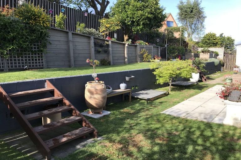 Photo of property in 20 Jonathon Street, Brookfield, Tauranga, 3110