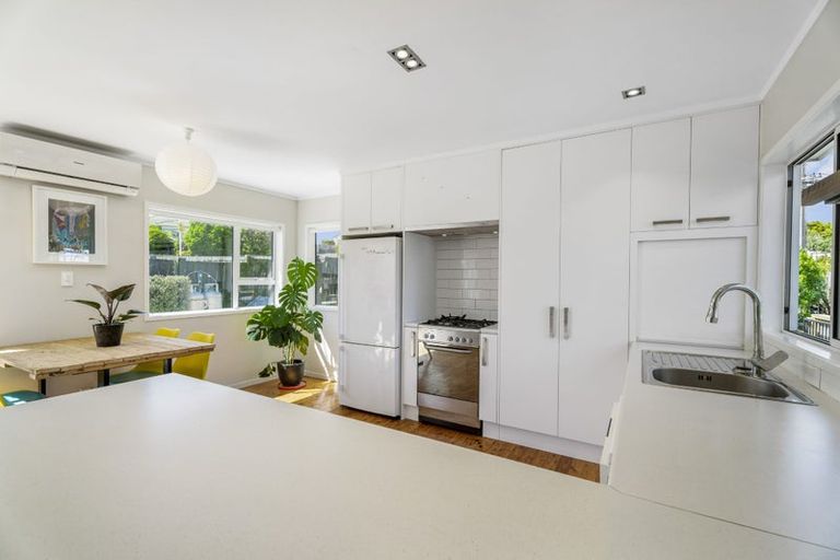 Photo of property in 7 Walbrook Road, Manly, Whangaparaoa, 0930