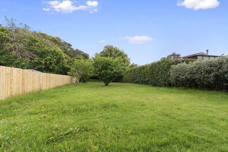 Photo of property in 80 Clinton Road, Tawharanui Peninsula, Matakana, 0986