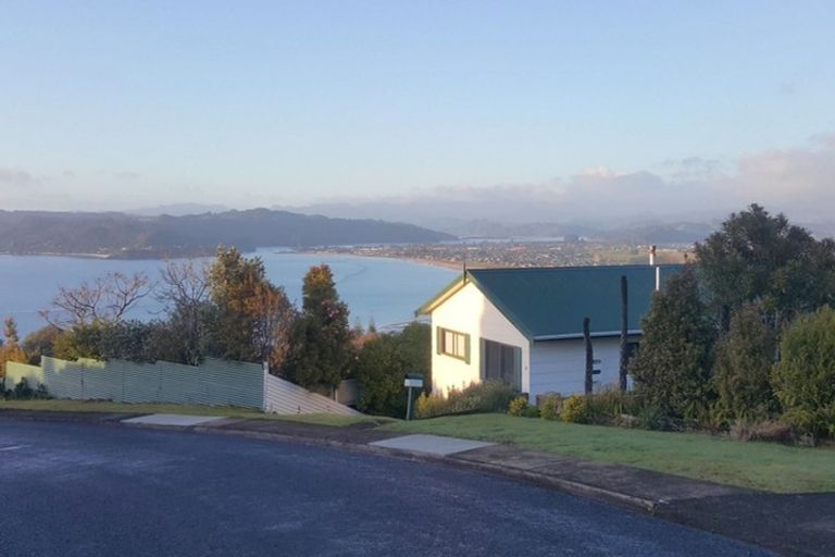 Photo of property in 12 Miro Place, Whitianga, 3510