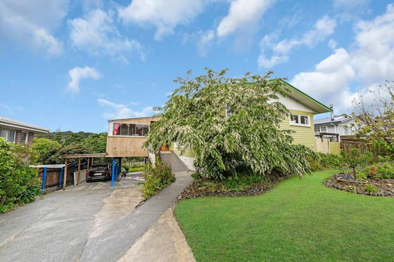 Photo of property in 22 Lawrence Crescent, Hillpark, Auckland, 2102