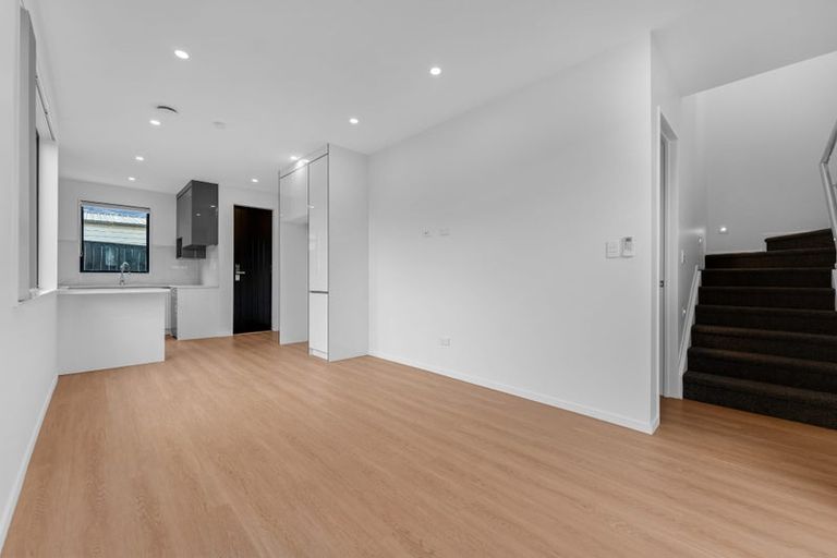 Photo of property in 193d Mahia Road, Wattle Downs, Auckland, 2103