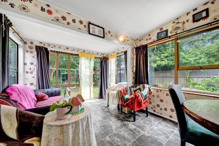 Photo of property in 3/2a Julian Place, Westown, New Plymouth, 4310