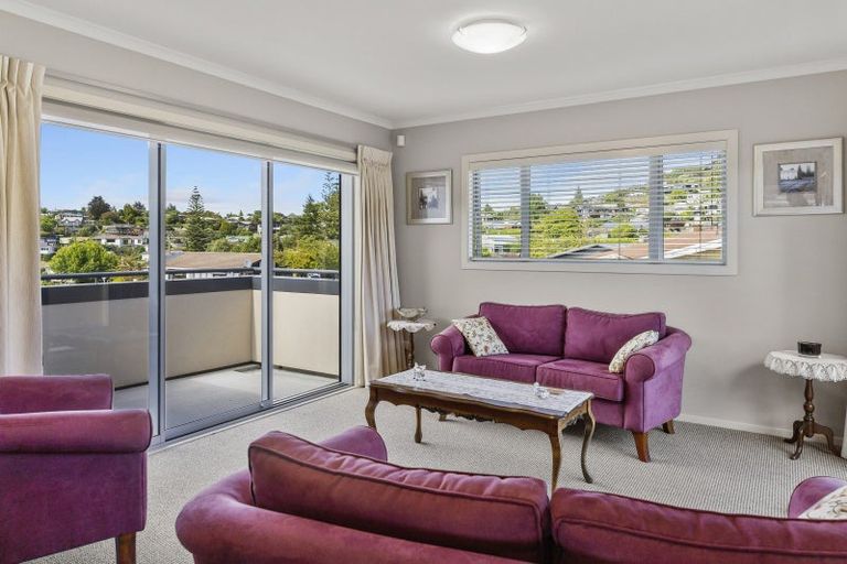 Photo of property in 19 Kinder Street, Acacia Bay, Taupo, 3330