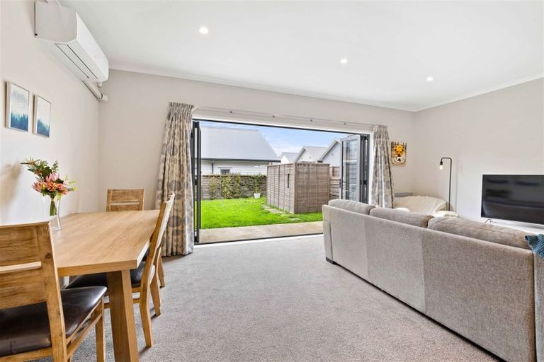 Photo of property in 3 Tuatua Road, Hobsonville, Auckland, 0616