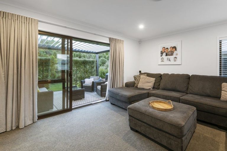 Photo of property in 84 Pakanga Grove, Pyes Pa, Tauranga, 3112