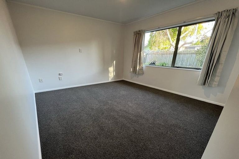 Photo of property in 35 Makarini Street, Paraparaumu, 5032