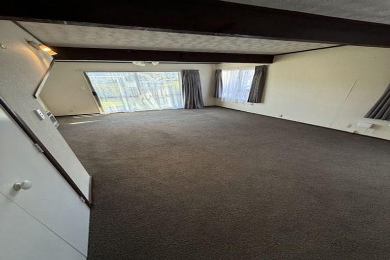 Photo of property in 2/396 Cambridge Terrace, Naenae, Lower Hutt, 5011