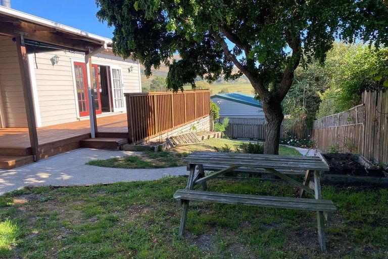 Photo of property in 14 Beach Street, Waikouaiti, 9510