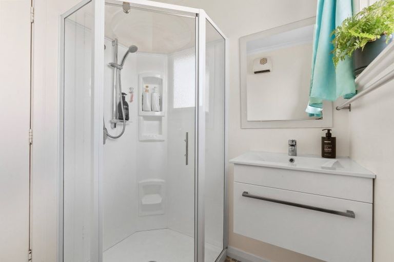 Photo of property in 61 Murray Street, Kew, Dunedin, 9012