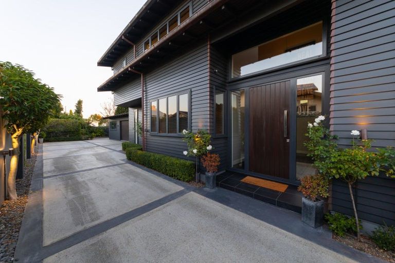 Photo of property in 12 Ihaka Street, Hokowhitu, Palmerston North, 4410