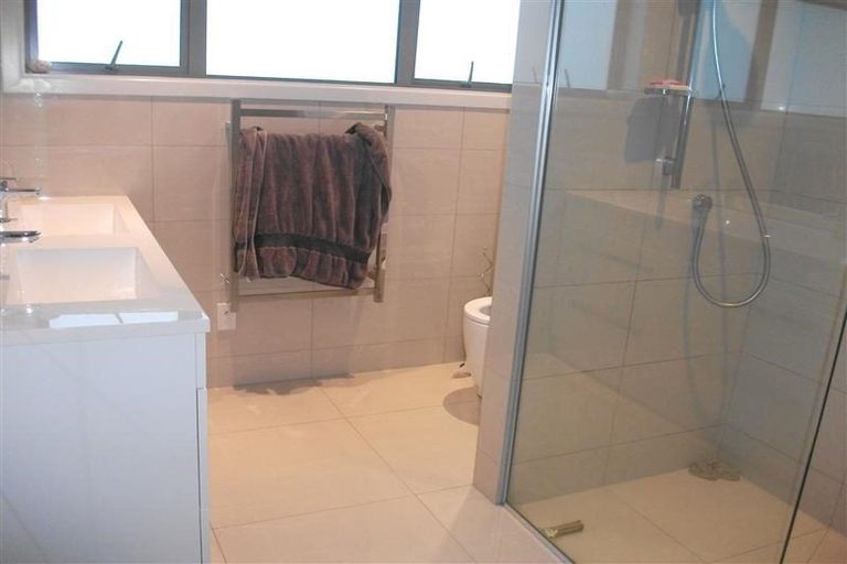 Photo of property in 33a Rewi Street, Torbay, Auckland, 0630