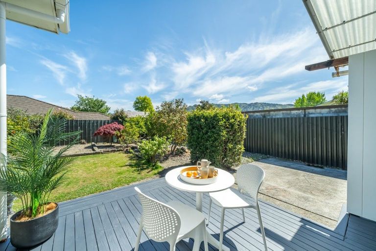 Photo of property in 8 Cruickshank Road, Clouston Park, Upper Hutt, 5018