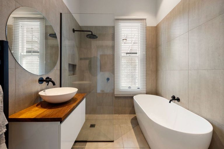 Photo of property in 230 River Road, Claudelands, Hamilton, 3214