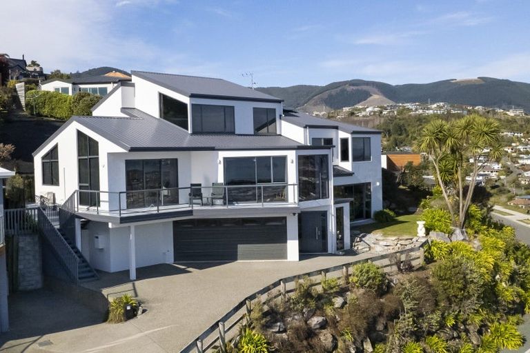 Photo of property in 54 Coster Street, Enner Glynn, Nelson, 7011