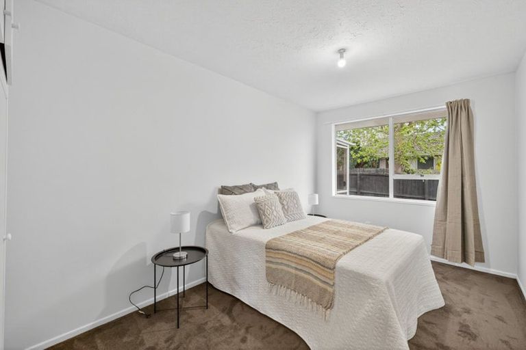 Photo of property in 1/72a Cuffs Road, Wainoni, Christchurch, 8061